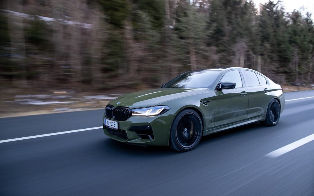 Avis BMW Audi Comparatif 2026 : Quel Constructeur Premium Choisir ?