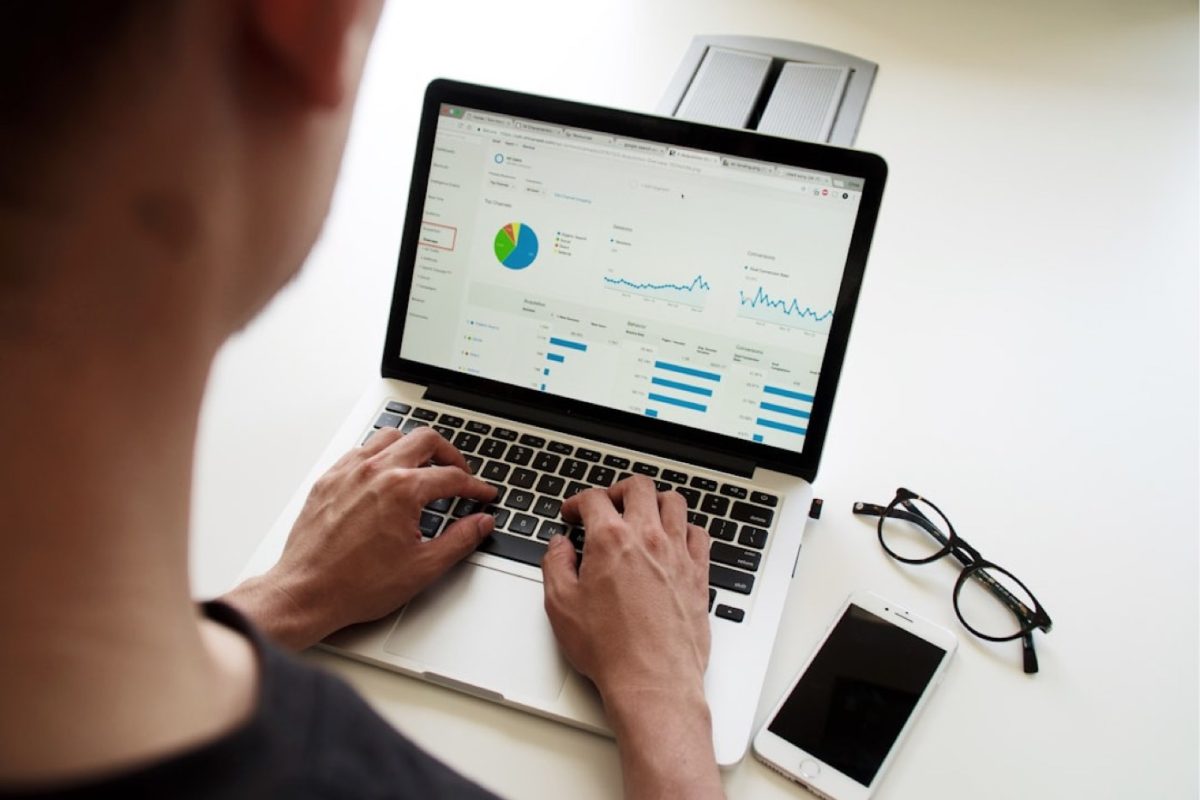 HubSpot ou Mailchimp pour automatiser campagnes marketing