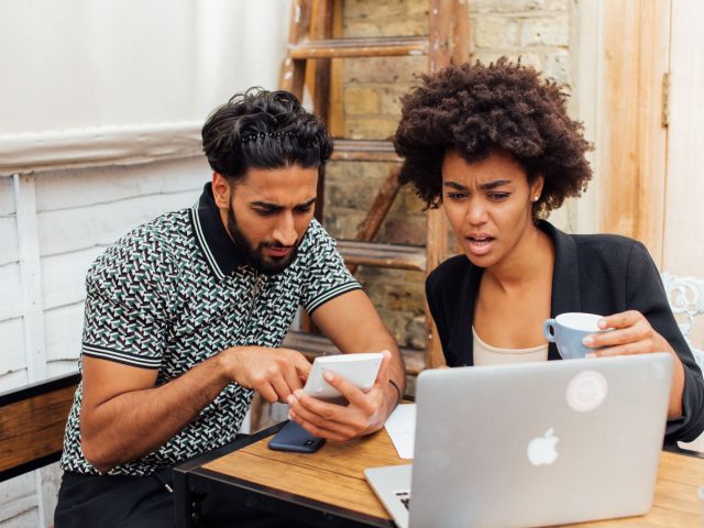 Formations en marketing digital : promesses vs réalité