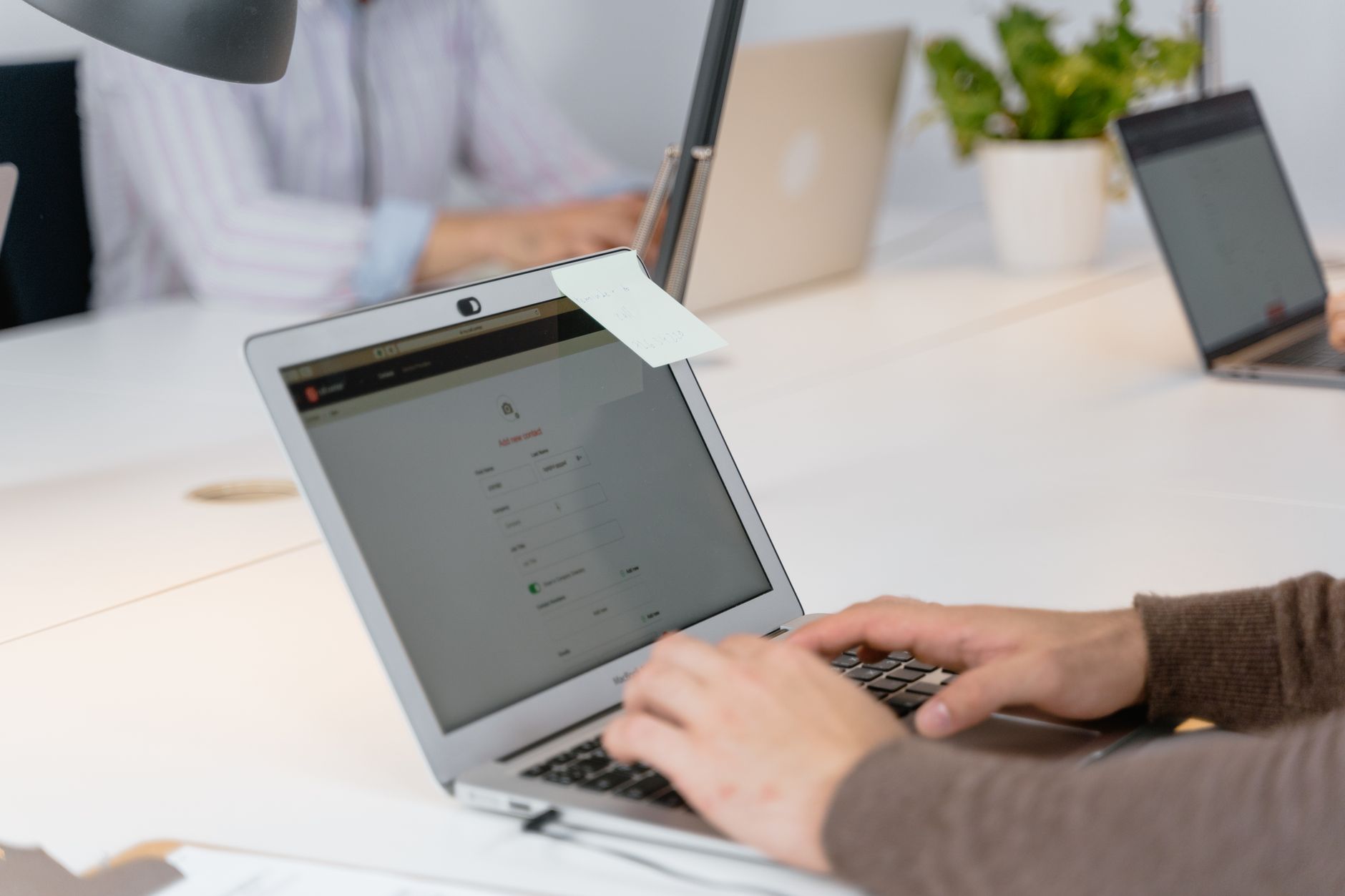 Quelle plateforme pour gérer abonnements et paiements récurrents