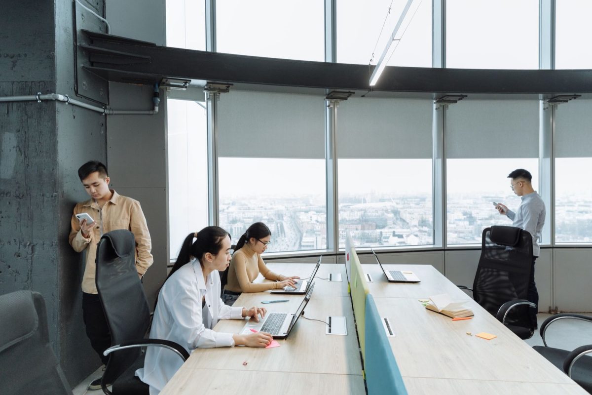 Location de smartphone professionnel : une solution flexible pour les