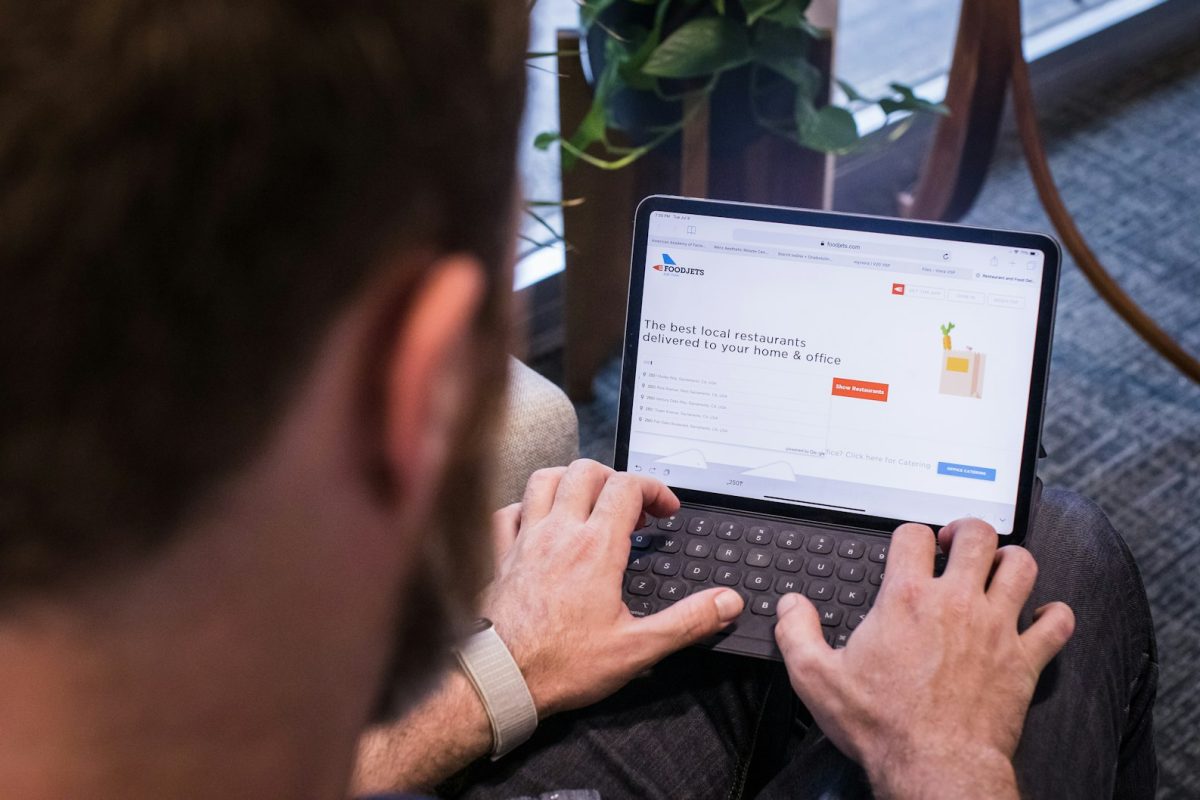 Logiciels de chat en direct : entre promesses et limites