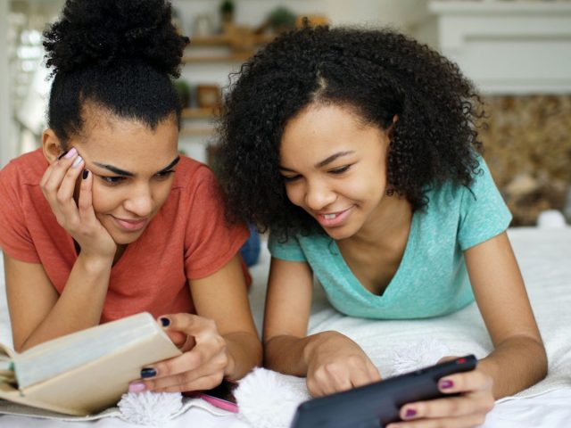 Verisure accusé de vendre la peur : ce que ça coûte vraiment